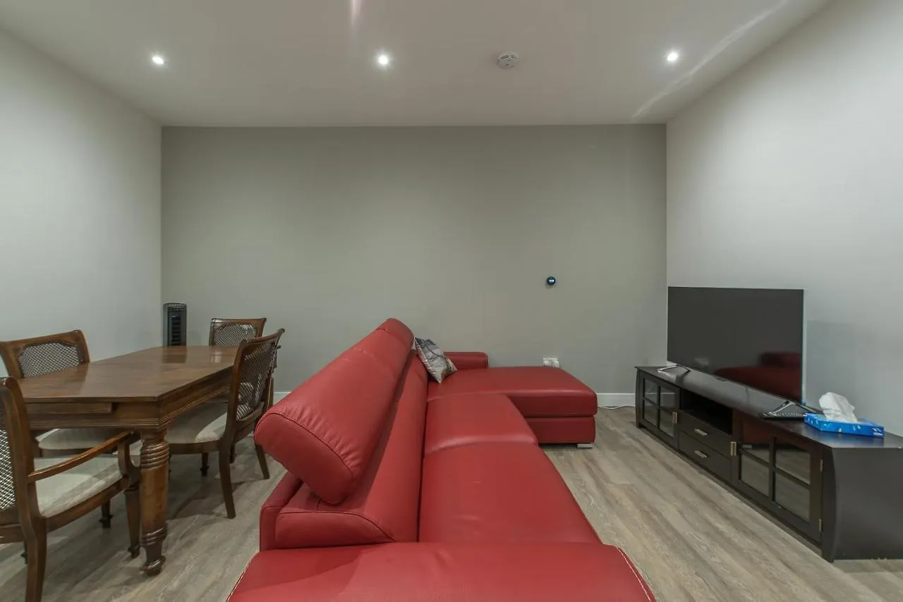 Haymarket Spacious 3 Bedroom Street Level 爱丁堡 公寓