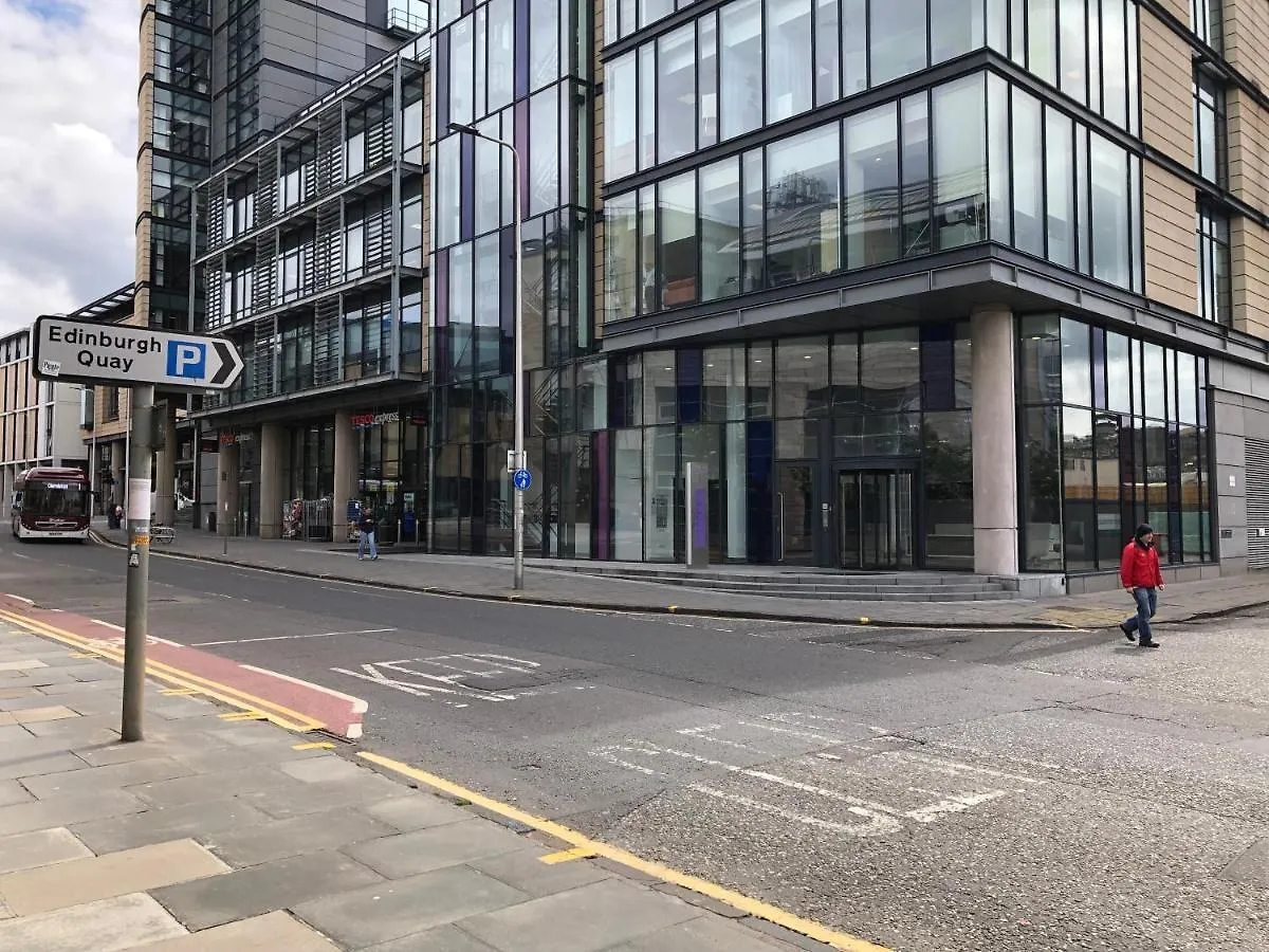 Haymarket Spacious 3 Bedroom Street Level 爱丁堡 公寓